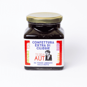 Confettura di ciliegie
